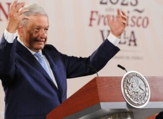 Corcholatas deben presentar sus renuncias para buscar candidatura de Morena: AMLO