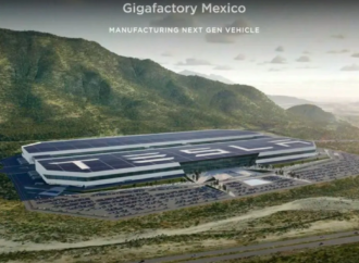 Tesla en Nuevo León: beneficios económicos y costo social