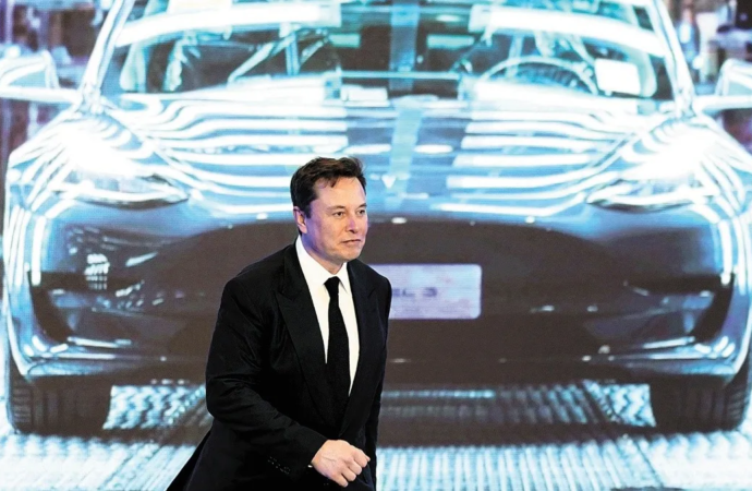 Elon Musk evalúa economía global y tasas de interés antes de arrancar gigafactory en Nuevo León