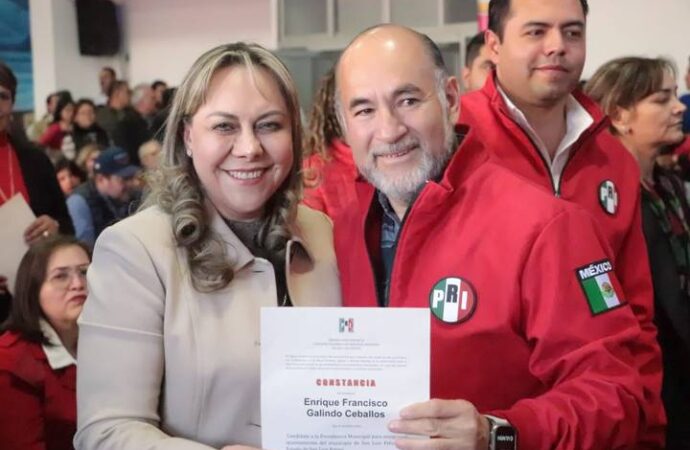 PRI entrega constancias a 34 candidatos