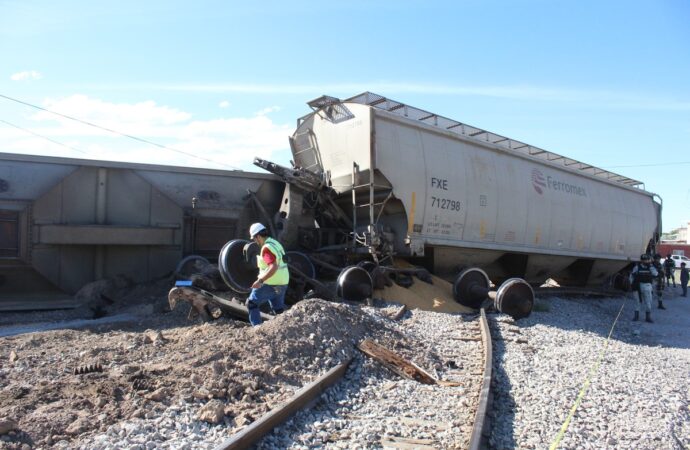 Localizan a 144 migrantes dentro de furgón de tren  en Coahuila