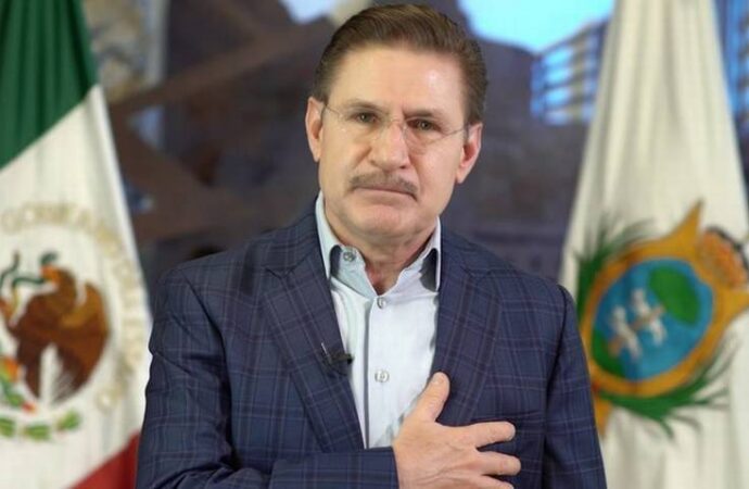 Ex gobernador de Durango deberá pagar por amenazar a periodista Iván Soto