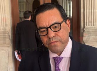 Nuevo golpe a Abelardo Valenzuela: justicia federal invalida orden de aprehensión